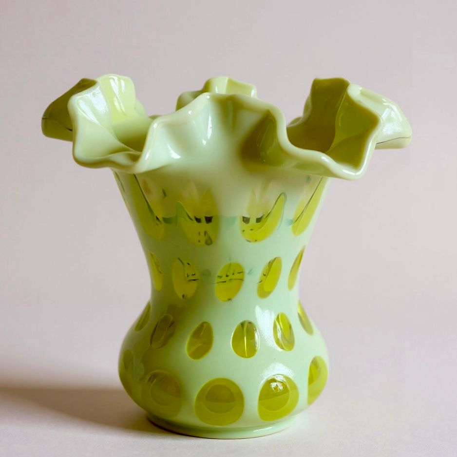 Rare 1959-60 Fenton Yellow Opalescent Coin dot Ruffled Vaseline Glass Vase