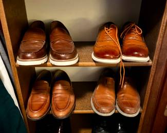 Men's dress shoes