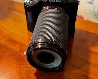 Vintage Yashica Dental-Eye II Camera, specialized for close-up photography 