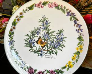Worcester herbs Gateau Cheese Cake Plate 