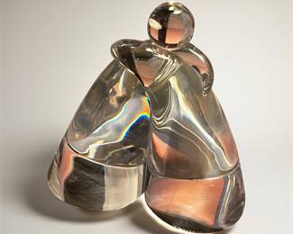 Steuben Art Glass Figurine "Lovers" by Katherine De Soussa Mint, signed. Measures approximately 4.35" tall