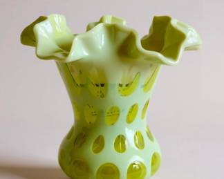 Rare 1959-60 Fenton Yellow Opalescent Coin dot Ruffled Vaseline Glass Vase