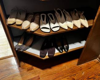 Women's shoes