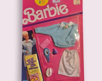 Vintage Mattel 1989 Barbie Ice Capades 50th Anniversary #4079 Knit Collection Outfit