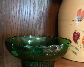 E O Brody Scalloped Edge Bowl