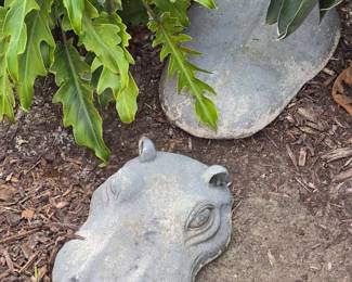 Garden hippo
