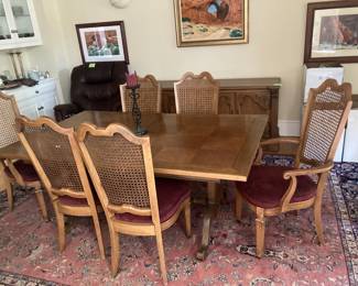 Dining room table