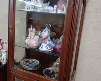 Lighted curio cabinet