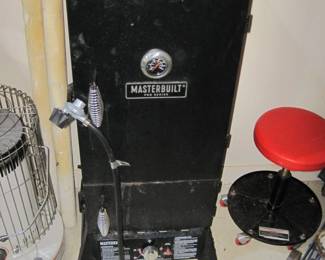 Masterbuilt Propane Smoker
