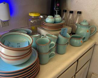 Noritake Boulder Ridge Stoneware