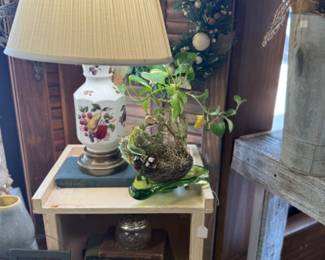 Beautiful fruit lamp