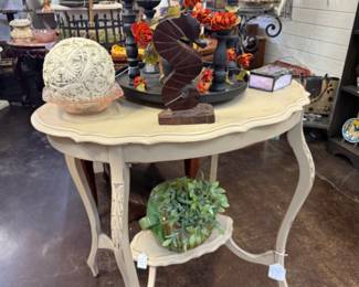 Beautiful painted, solid wood antique table with lower shelf
