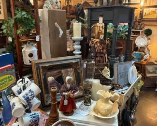 antique and vintage decor