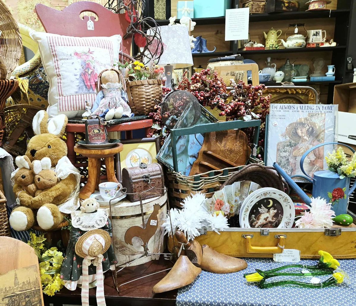 Vintage & antique collection