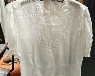 1920s cut work blouse