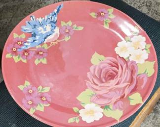 Floral bird cake stand