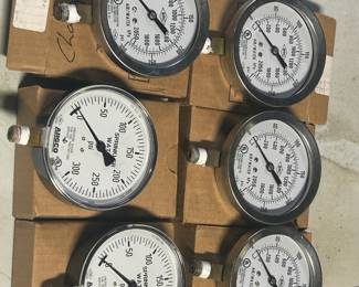 NIB pressure valves