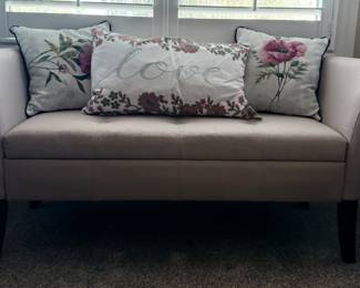 Modern decorative storage bench