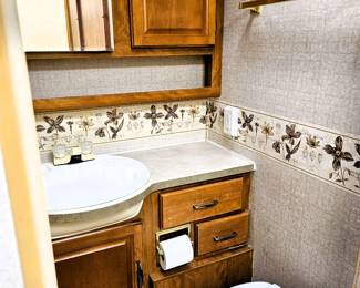 BID on this pristine motorhome. Come to the sale to see this motorhome and place bid at register. Just like the home this couple kept, immaculate. Photo of the details of this motorhome is in this listing. Please read the photo details for all the information on this 2004 Motorhome with 2 slide outs with 50K miles. Runs like a charm. So well taken care of. Sleeps 6 people. Dining turns into a bed and sofa turns into a bed and there is a slide out master bedroom. Bathroom with toilet and sink and then a separate shower. Plus the Burr Lift supports up to 4000 lbs!