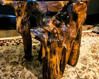 Round tree table 