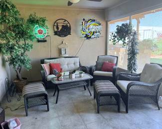 Patio furniture set