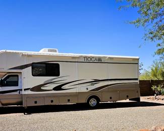 BID on this pristine motorhome. Come to the sale to see this motorhome and place bid at register. Just like the home this couple kept, immaculate. Photo of the details of this motorhome is in this listing. Please read the photo details for all the information on this 2004 Motorhome with 2 slide outs with 50K miles. Runs like a charm. So well taken care of. Sleeps 6 people. Dining turns into a bed and sofa turns into a bed and there is a slide out master bedroom. Bathroom with toilet and sink and then a separate shower. Plus the Burr Lift supports up to 4000 lbs!