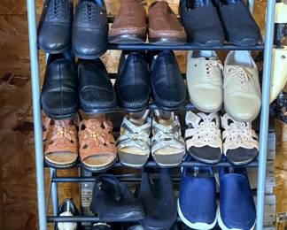 Ladies shoes