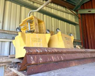 Commercial mop buckets