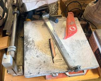 Tile wet saw