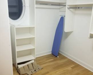 Closet system