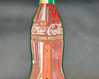 Vintage Coca Cola bottle w/out thermometer 