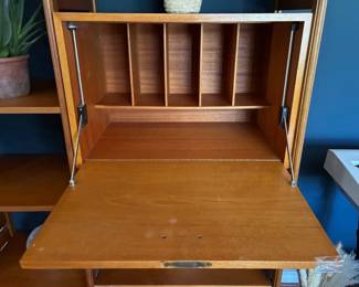 MCM Ladderax Shelving Unit