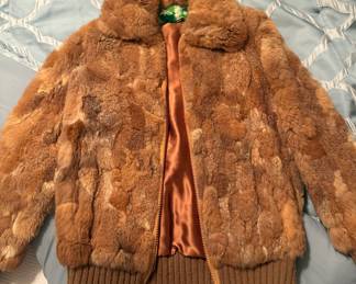 Fluffy and silky jacket