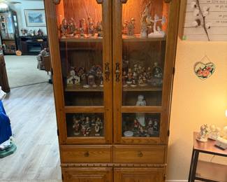 Wood display cabinet