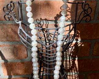 Pearl necklace with sterling silver clasp