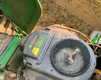 John Deere X350 Lawn mower/tractor