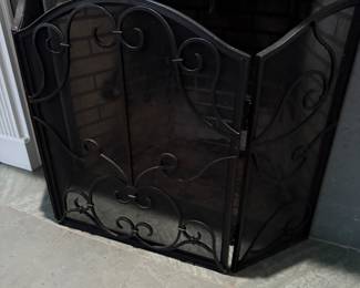 Fireplace screen