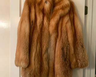 #37	Fox Fur Coat - Approx Medium	 $75.00 
