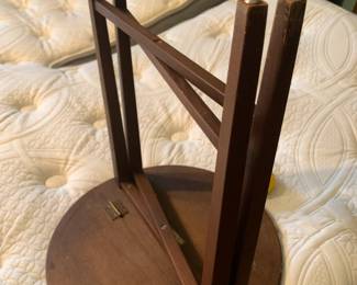 #36	Wood Round Folding End Table w/4 legs - 15 round x 17	 $25.00 
