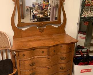 #19	Curved Front Dresser w/Mirror - 4 doors & Beveled Mirror - 44x20x32 - Mirror - 43x40	 $175.00 
