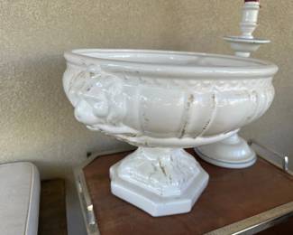 1226 Italian Tableware