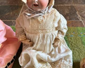 1226 Dolls