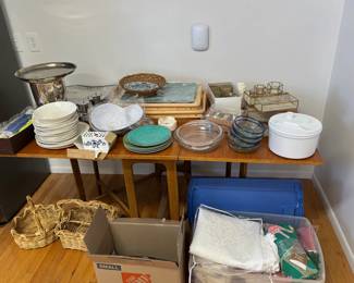 1230A MCM Table Housewares