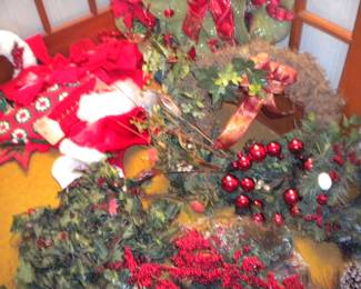 Christmas decor' of every kind IT'S TIME !!!