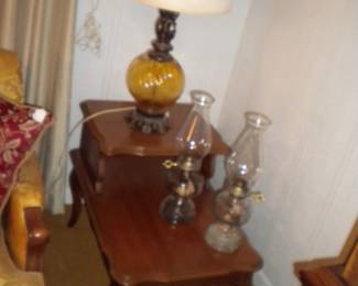 One of 2 end tables and matching lamps