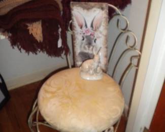 Vanity chair
