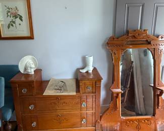 Mirror attaches to the dressser