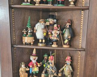 Smokermen & Nut Crackers