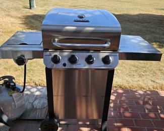 BBQ Pit - Almost New