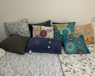 Accent pillows